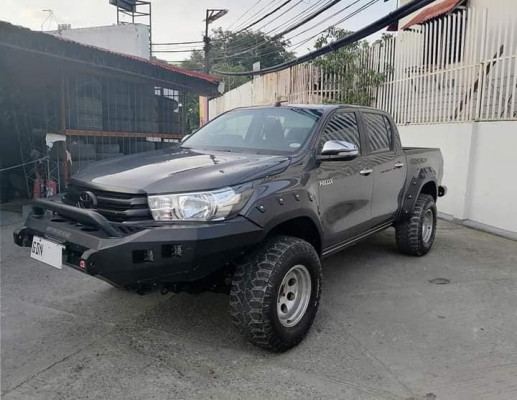 2016 TOYOTA HILUX G