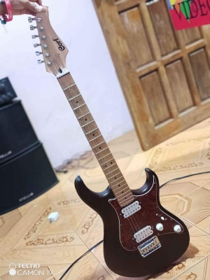 Cort electric guitar
