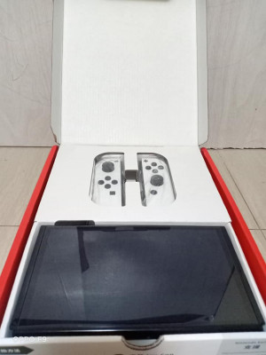 For sale Nintendo Switch Oled