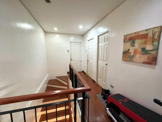 For Sale 3 Bedroom New Manila Townhouse