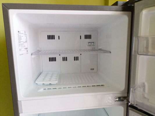 REFRIGERATOR FOR SALE