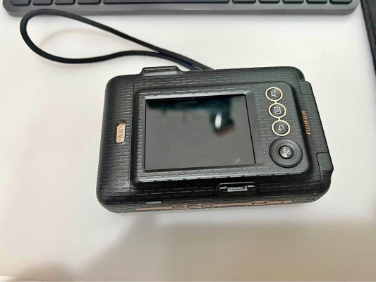 Fujifilm Instax mini LiPlay black - 16gb mc