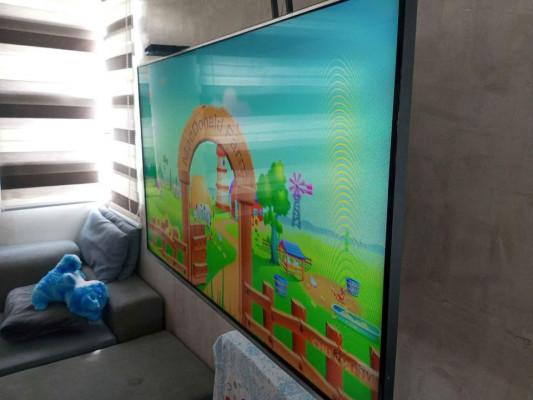 Devant 50inches Smart TV Full HD 3D With Android box