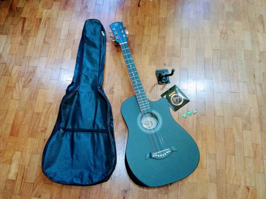 SQOE Acoustic Guitar