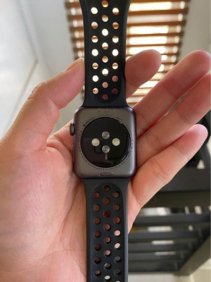 Apple Watch Series3 Nike+ edition 42mm