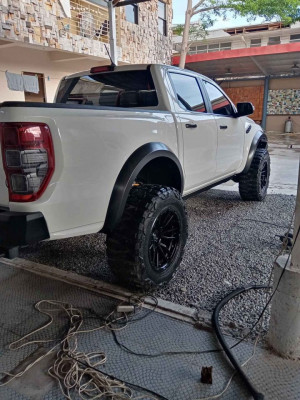2020 Ford raptor