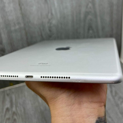 iPad 8th Gen 32GB