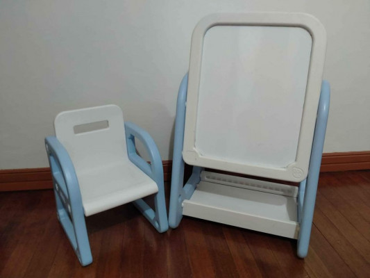 Kid's Whiteboard / Table / Chair