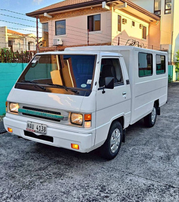 2016 Mitsubishi l300 exceed