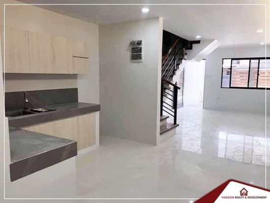 3 Bedroom Townhouse in Las Piñas