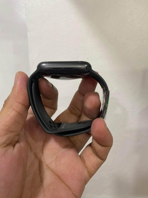 Apple Watch Series SE 44mm 1st gen