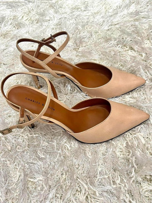Charles & keith heels for sale!!