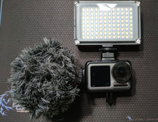 For Sale: DJI OSMO ACTION 1 with accessories