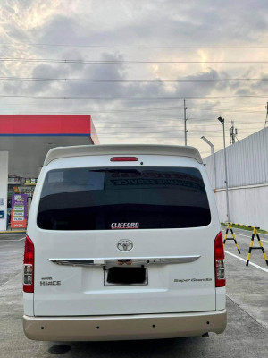 2015 Toyota super grandia