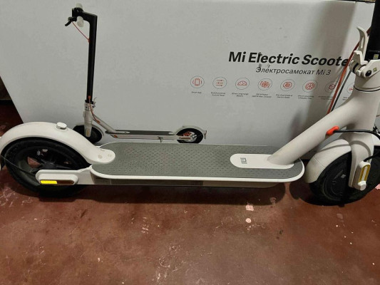 XIAOMI ELECTRIC SCOOTER 3 WHITE