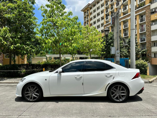 2016 Is 350 F sport edition