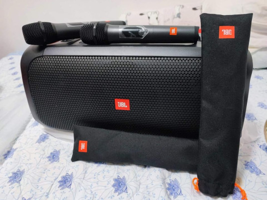 Original JBL Party Box on the go