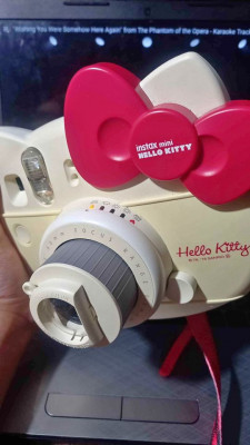 FS: Hello Kitty Instax Mini Limited Edition