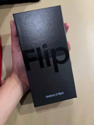 Super Good Deal SAMSUNG FLIP 4