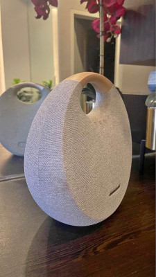 Harman kardon Onyx studio 6