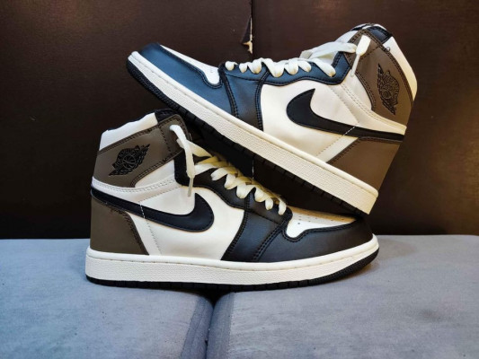 Air Jordan 1 High Dark Mocha