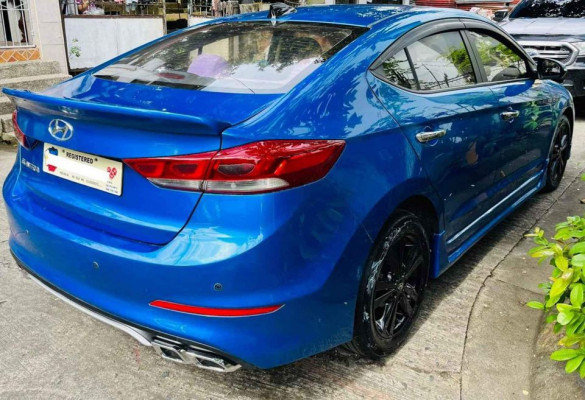 Hyundai Elantra 2018