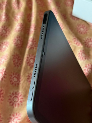 iPad mini 6 (SOLD AS PACKAGE)