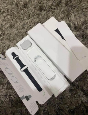 Apple Watch Series 5 44mm