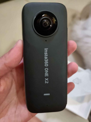 Insta 360 X2