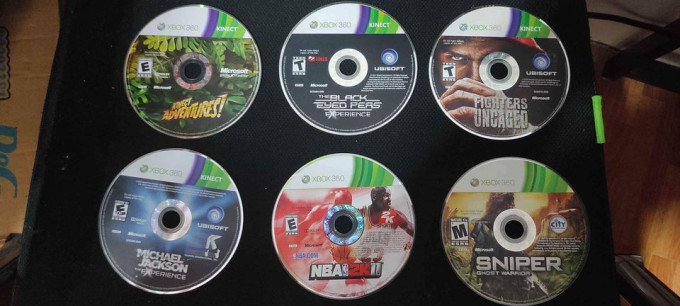 Xbox 360 S 4gb with kinect