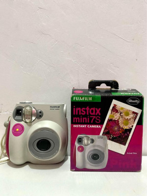 INSTAX Mini 7s