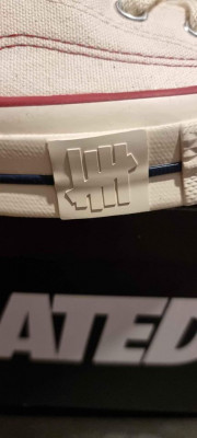 Converse x undefeated chuck 70