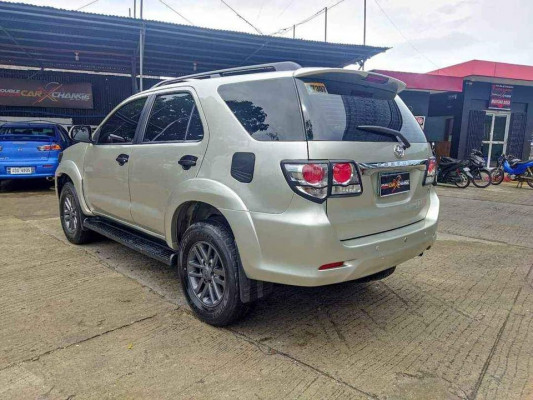 Toyota Fortuner V