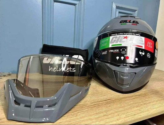 Brandnew Gille Helmet