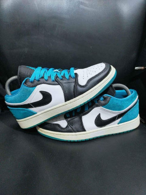 JORDAN 1 LOW LASER BLUE