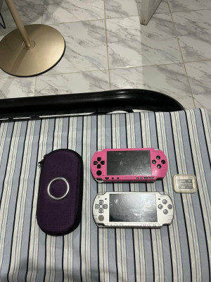 For Sale Original Rare Sony PSP Phat/Slim 2 with memory stick (8GB) TAKE ALL