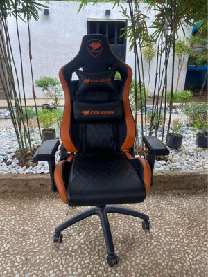 Gaming Chair and Table