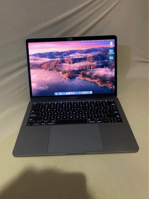 2017 MacBook Pro 13-inch 128 gb Space Grey