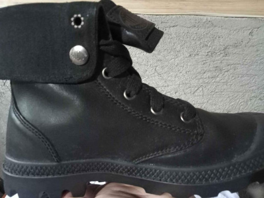 Palladium Baggy Leather Women's 6 US