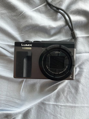 Panasonic Lumix DC-ZS70 Digital Camera