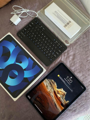 Ipad AIR 5th gen (latest) BLUE