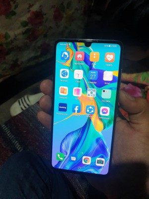 HUAWEI P30