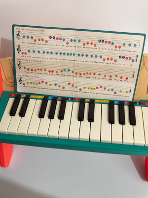 Scooter for kids upto 12 years old 90kilos!