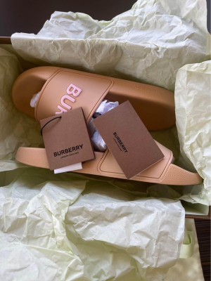 Burberry slides