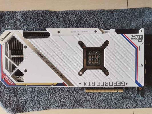 FOR SALE ASUS ROG Gundam RTX 3080 ( No Box )