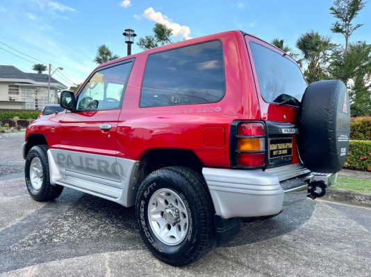 2004 Mitsubishi pajero “field master”