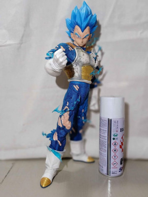 DBZ Vegeta Figure with 3 extra Heads 1 with light