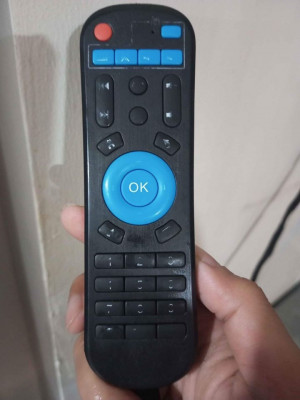 Devant 50inches Smart TV Full HD 3D With Android box