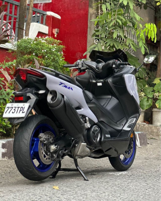 2021 Yamaha tmax 560