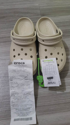 Crocs Classic Platform Clog